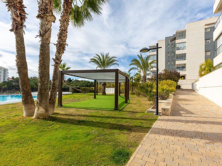 Apartment for Sale in Orihuela Costa, Alicante, 40