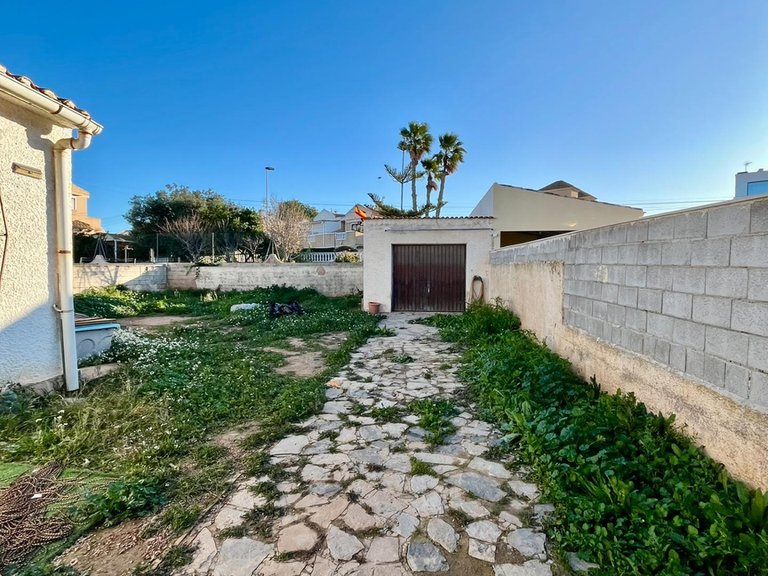 Villa for Sale in Torrevieja, Alicante, 15