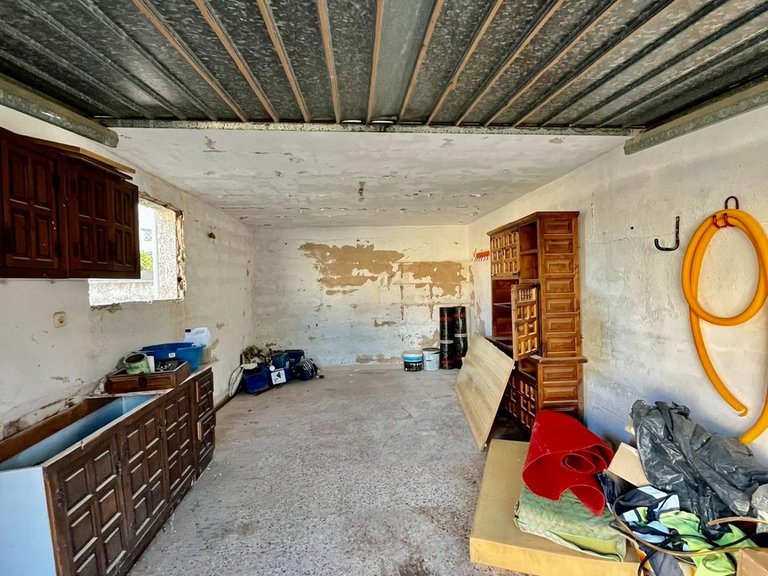 Villa for Sale in Torrevieja, Alicante, 24