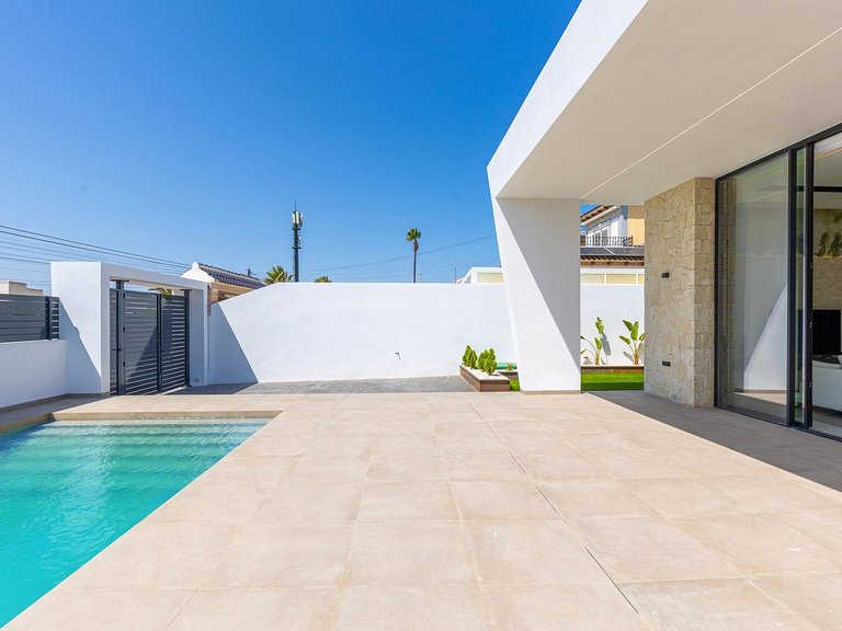 Villa for Sale in Torrevieja, Alicante, 6