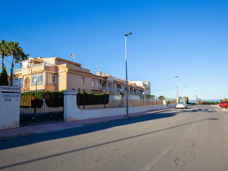 Apartment for Sale in Torrevieja, Alicante, 30