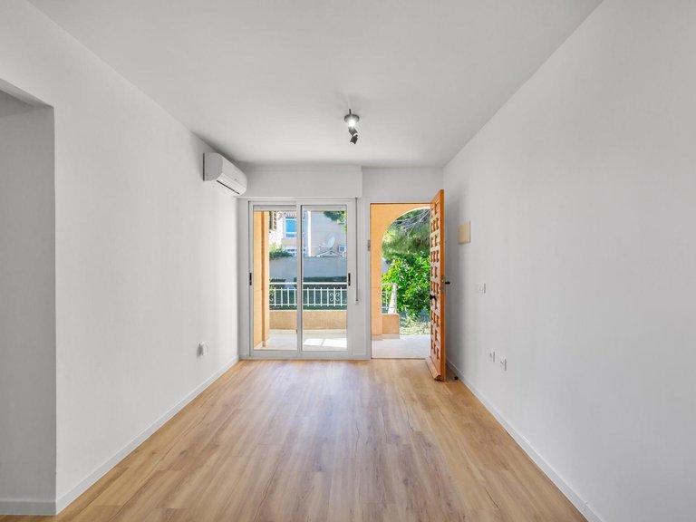 Apartment for Sale in Torrevieja, Alicante, 7