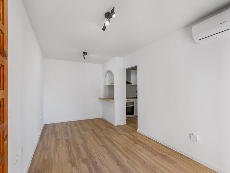 Apartment for Sale in Torrevieja, Alicante, 8