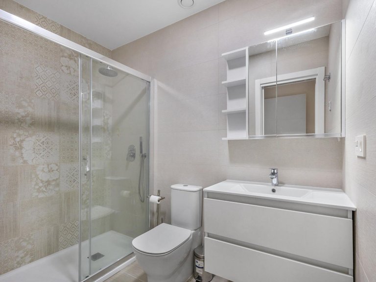 Apartment for Sale in Torrevieja, Alicante, 21