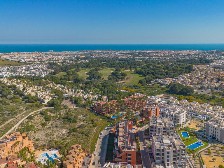 Apartment for Sale in Orihuela Costa, Alicante, 37