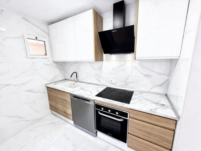 Apartment for Sale in Torrevieja, Alicante, 3