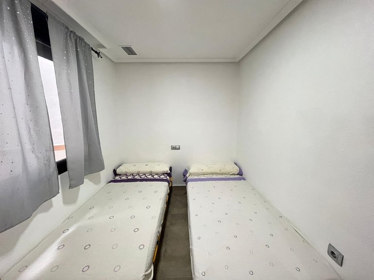 Apartment for Sale in Torrevieja, Alicante, 13