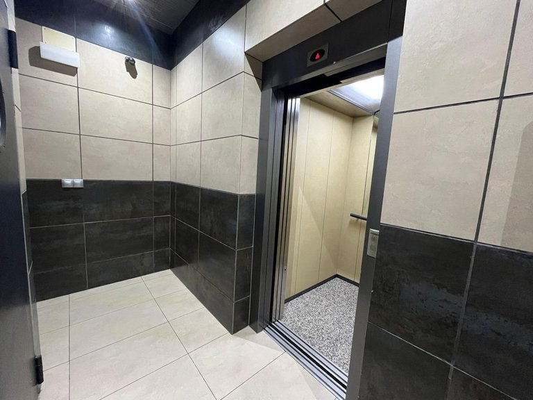Apartment for Sale in Torrevieja, Alicante, 17