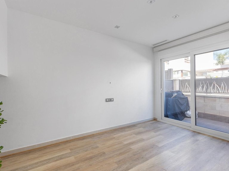 Villa for Sale in Rojales, Alicante, 13