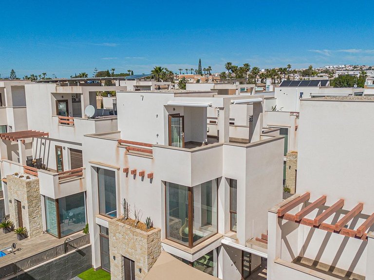 Villa for Sale in Rojales, Alicante, 37