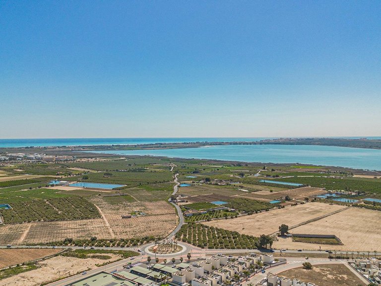 Villa for Sale in Rojales, Alicante, 44