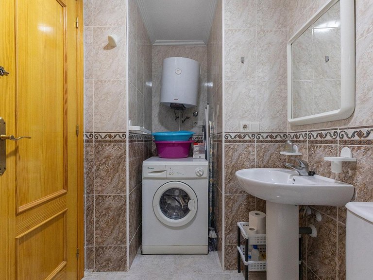 Apartment for Sale in Torrevieja, Alicante, 15
