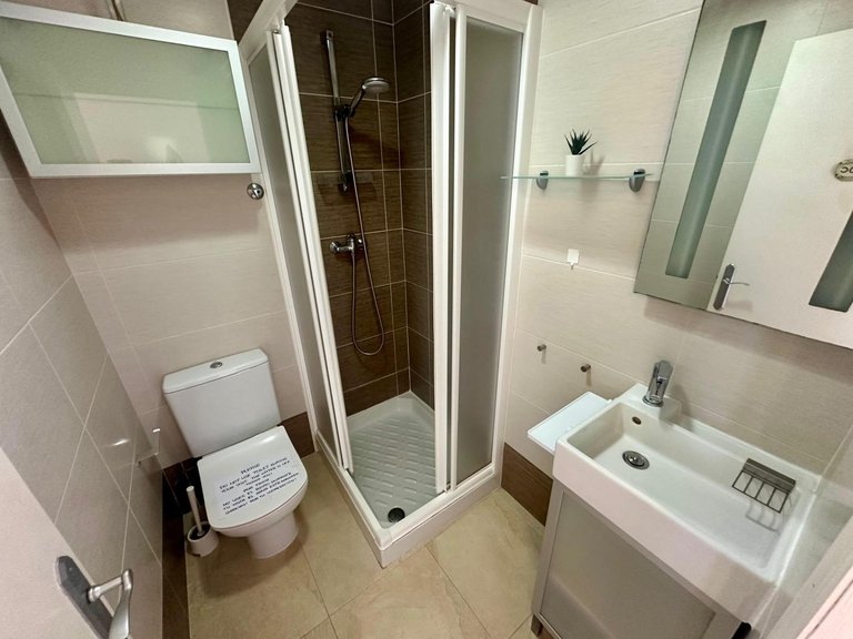 Apartment for Sale in Torrevieja, Alicante, 9