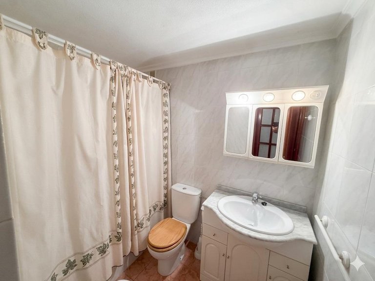 Apartment for Sale in Torrevieja, Alicante, 9