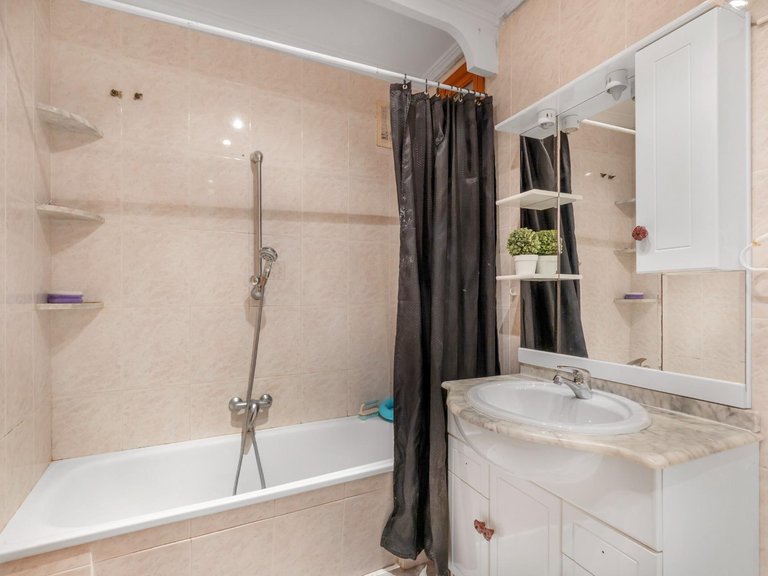 Penthouse for Sale in Torrevieja, Alicante, 20
