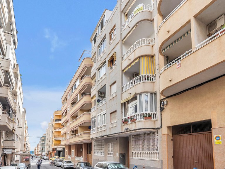 Penthouse for Sale in Torrevieja, Alicante, 22