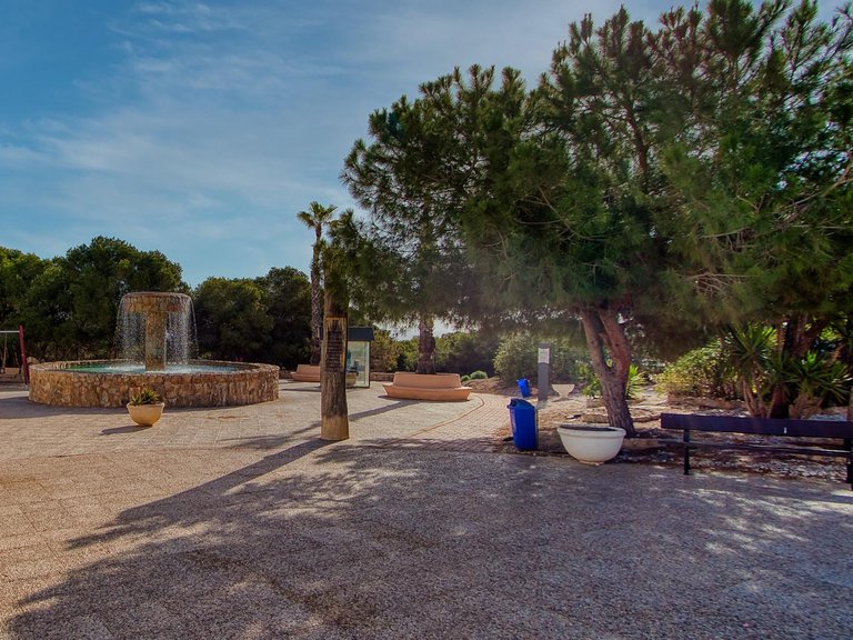 Penthouse for Sale in Torrevieja, Alicante, 22