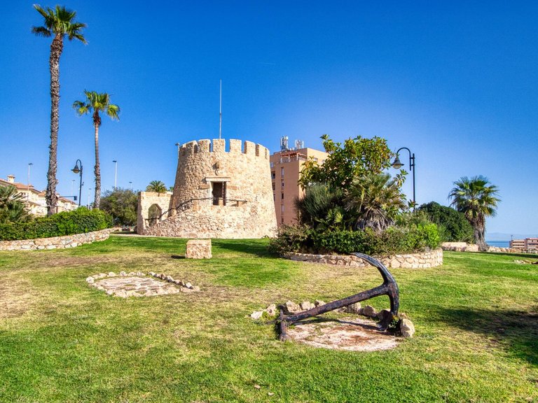 Penthouse for Sale in Torrevieja, Alicante, 24
