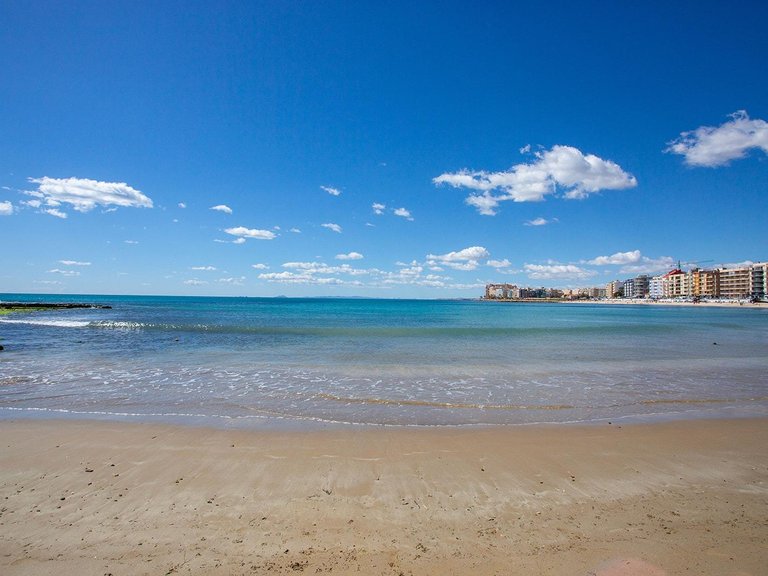 Penthouse for Sale in Torrevieja, Alicante, 26