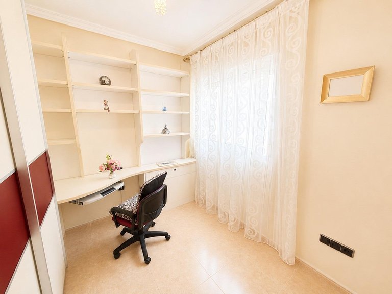 Penthouse for Sale in Torrevieja, Alicante, 9
