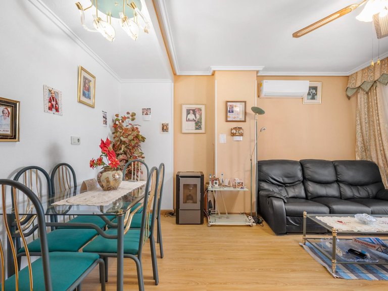 Penthouse for Sale in Torrevieja, Alicante, 19