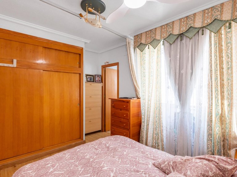 Penthouse for Sale in Torrevieja, Alicante, 22