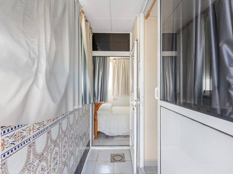 Penthouse for Sale in Torrevieja, Alicante, 27