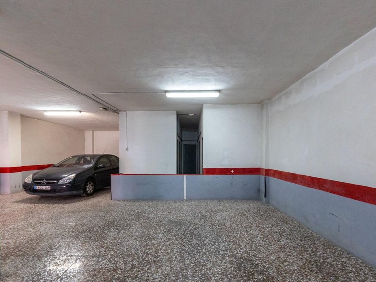 Penthouse for Sale in Torrevieja, Alicante, 36