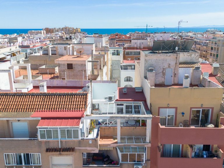 Penthouse for Sale in Torrevieja, Alicante, 39