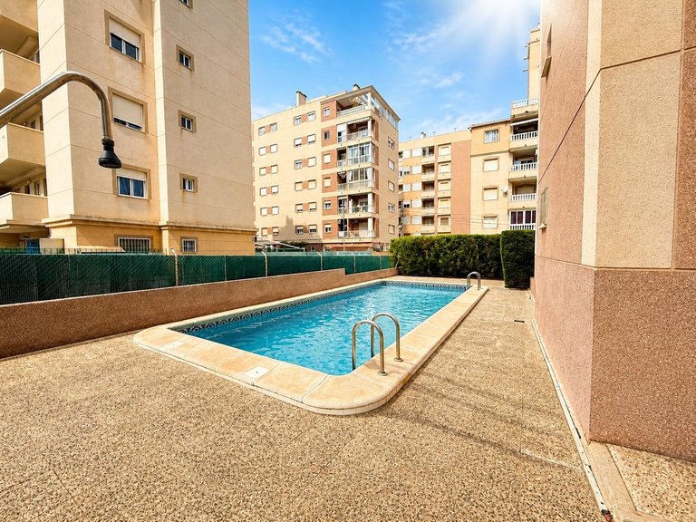 Apartment for Sale in Torrevieja, Alicante, 13