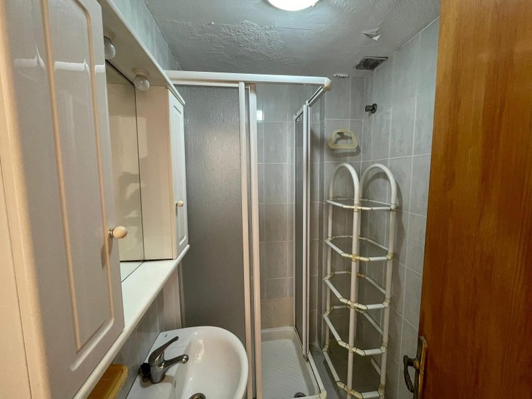 Apartment for Sale in Torrevieja, Alicante, 16