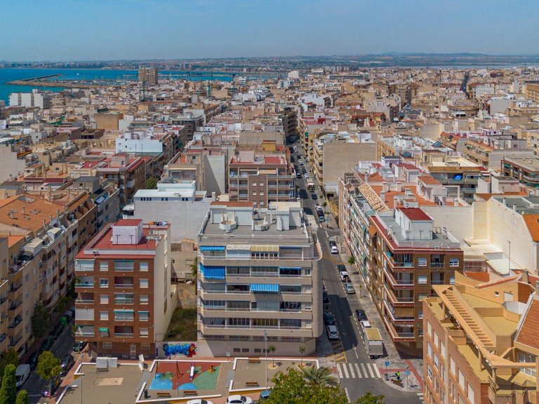 Apartment for Sale in Torrevieja, Alicante, 28