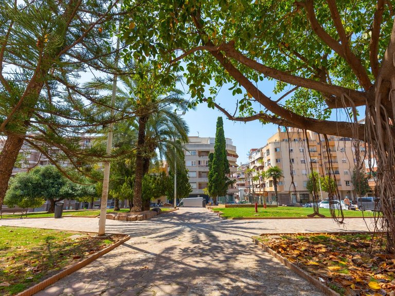 Apartment for Sale in Torrevieja, Alicante, 32