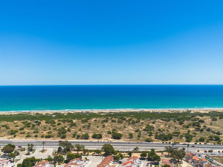 Villa for Sale in Guardamar Del Segura, Alicante, 39