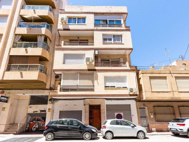 Apartment for Sale in Torrevieja, Alicante 1