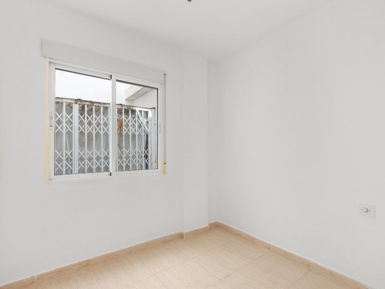 Apartment for Sale in Torrevieja, Alicante 16