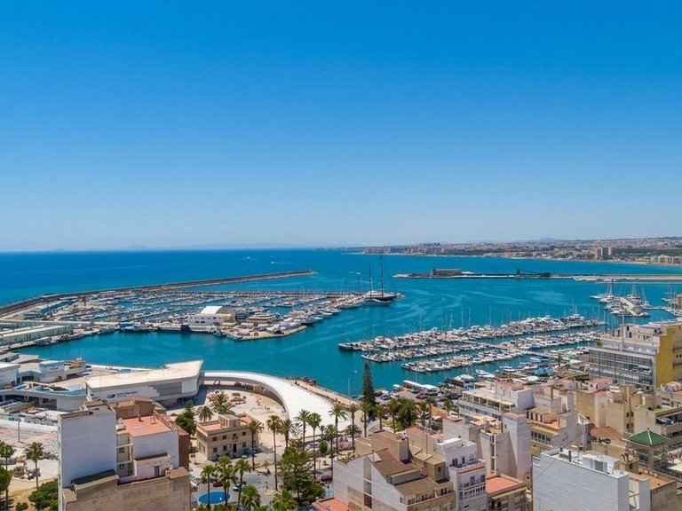 Apartment for Sale in Torrevieja, Alicante, 21