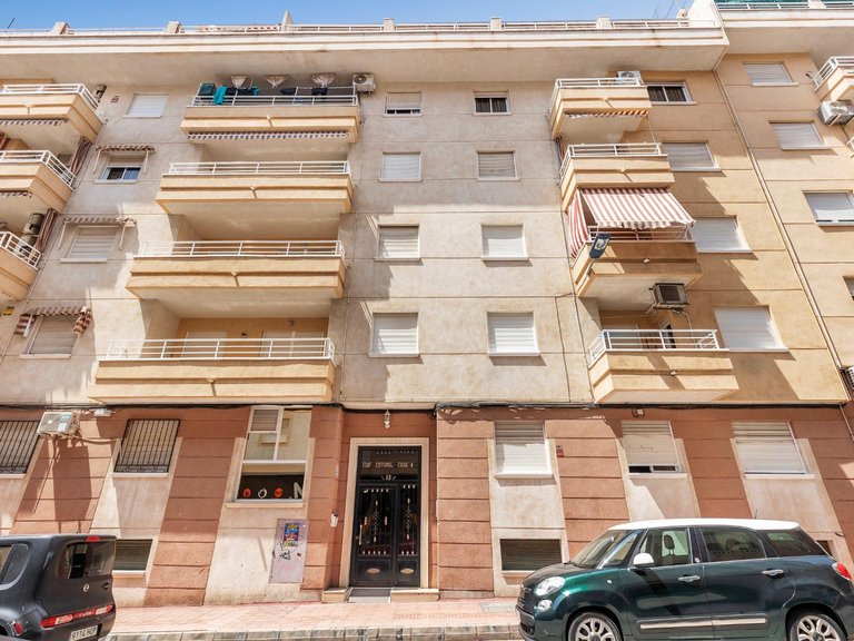 Apartment for Sale in Torrevieja, Alicante 31