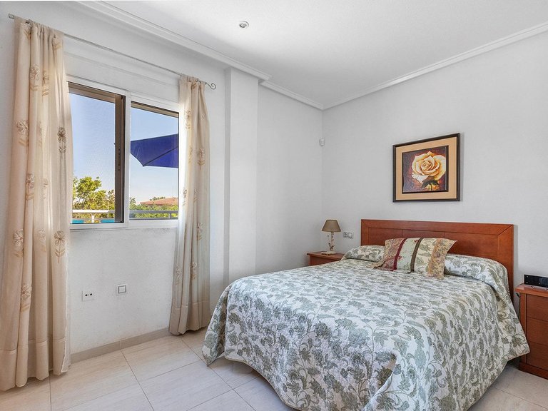 Penthouse for Sale in Torrevieja, Alicante 10