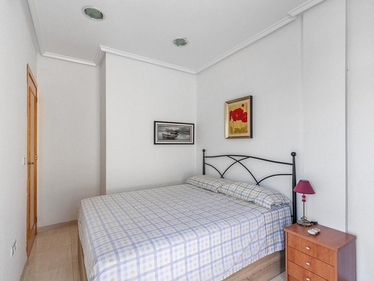 Penthouse for Sale in Torrevieja, Alicante 19