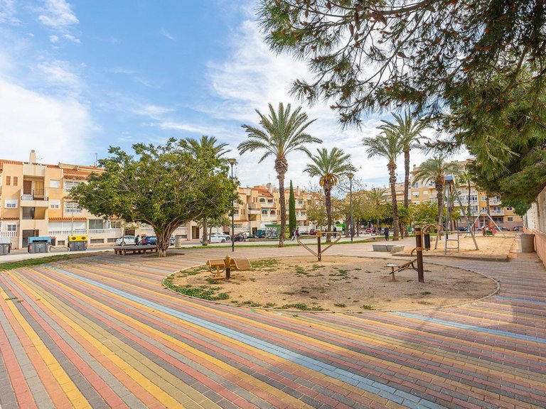 Penthouse for Sale in Torrevieja, Alicante 35