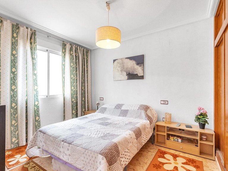 Penthouse for Sale in Torrevieja, Alicante 15