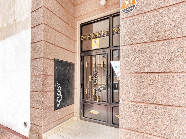 Penthouse for Sale in Torrevieja, Alicante 4