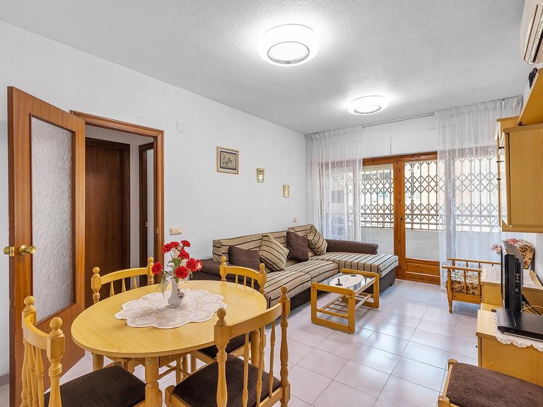 Apartment for Sale in Torrevieja, Alicante 14