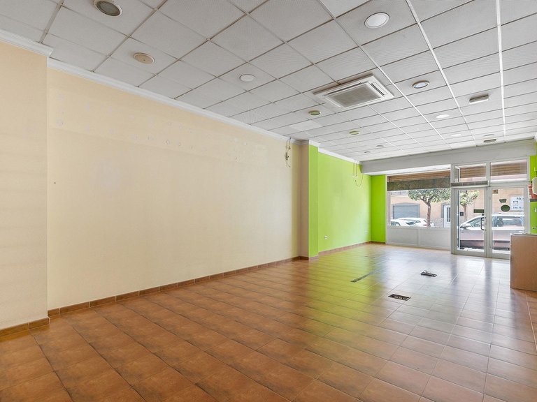 Commercial for Sale in Torrevieja, Alicante 7