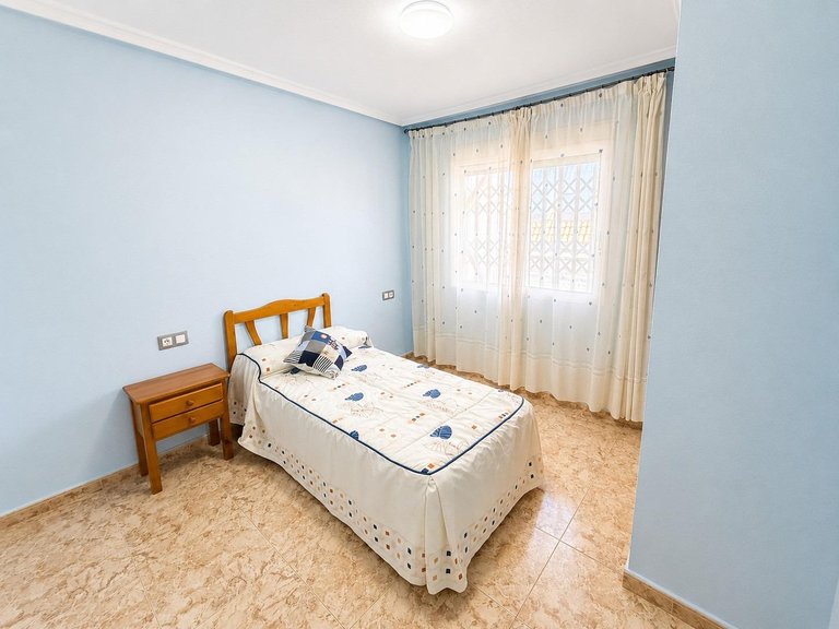 Penthouse for Sale in Torrevieja, Alicante 15