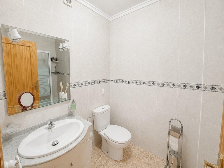 Penthouse for Sale in Torrevieja, Alicante 17
