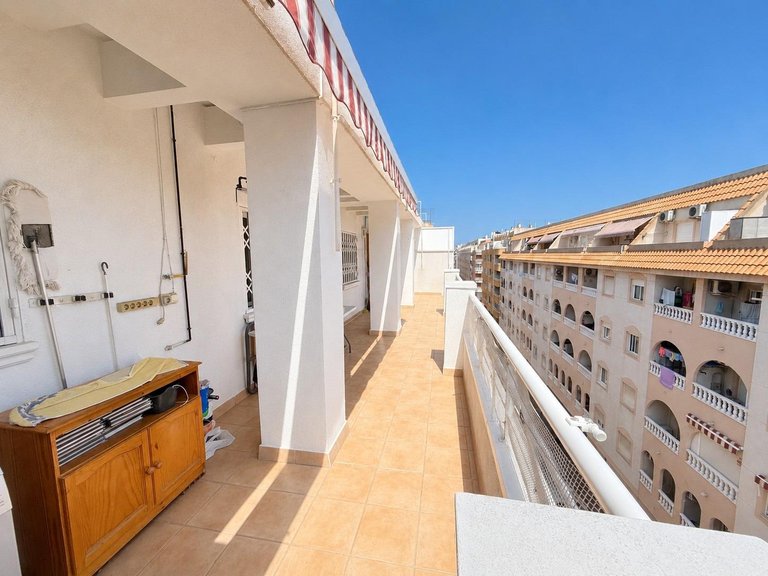 Penthouse for Sale in Torrevieja, Alicante 3