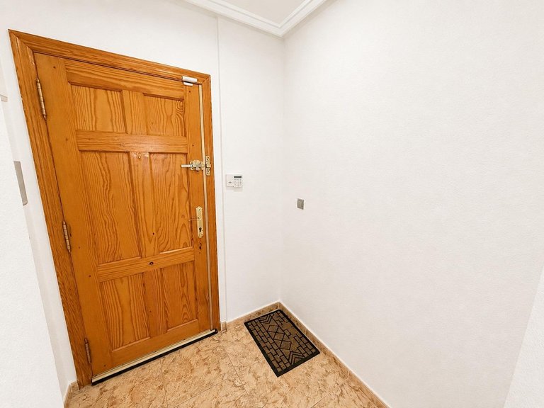 Penthouse for Sale in Torrevieja, Alicante 8