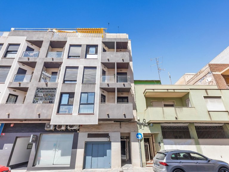 Apartment for Sale in Torrevieja, Alicante 1